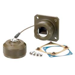 6类法兰安装插座，锌镍抛光，带接地屏蔽构件、安装零件及防尘帽的图片