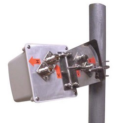 2.4 GHz 10 dBi双极化迷你MIMO天线的图片