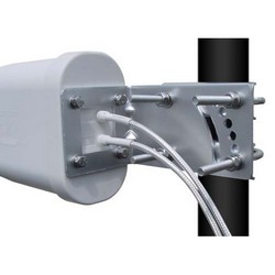 4.9-5.8 GHz 17dBi双极性MIMO八木天线的图片