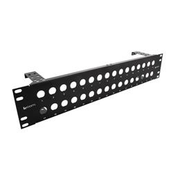 3.50" Panel (Black), 32 0.630" D-Holes W/ Cable Minder的图片