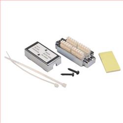 110卡线式表面安装盒，6类屏蔽串接式耦合器的图片